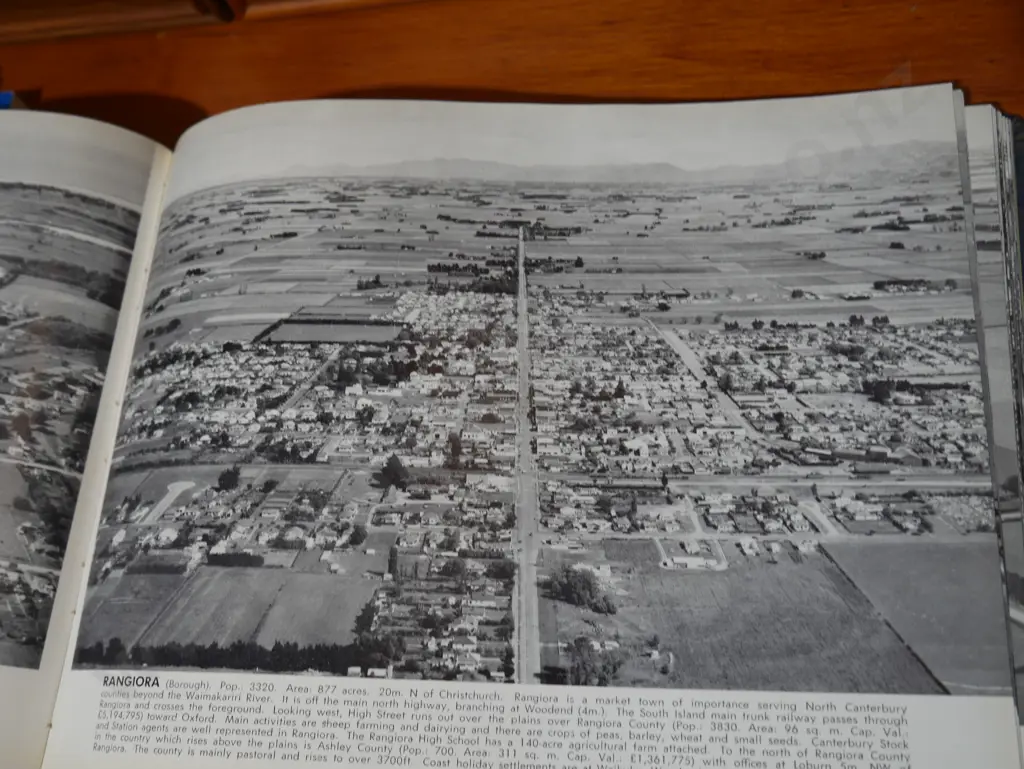 Pictorial reference of New Zealand book Image 1++