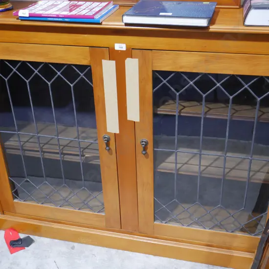 Leadlight display case