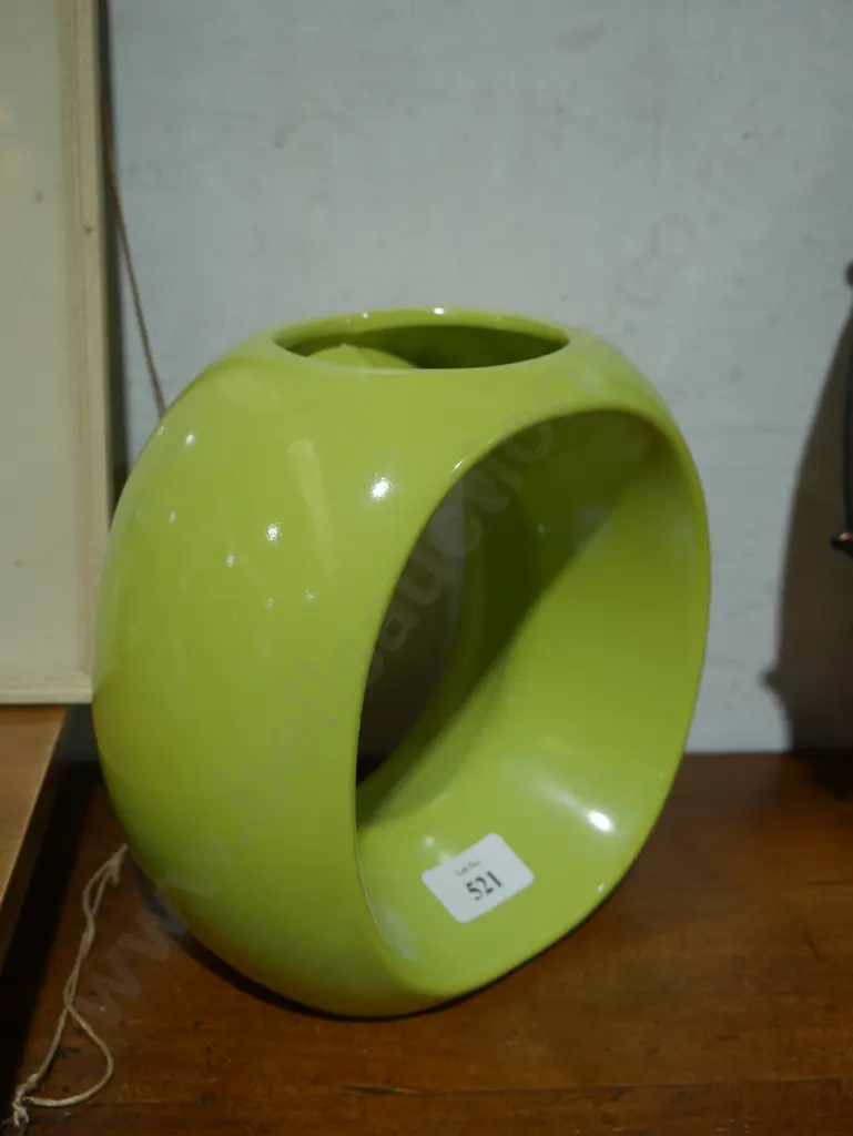 Lime green vase Image 1++