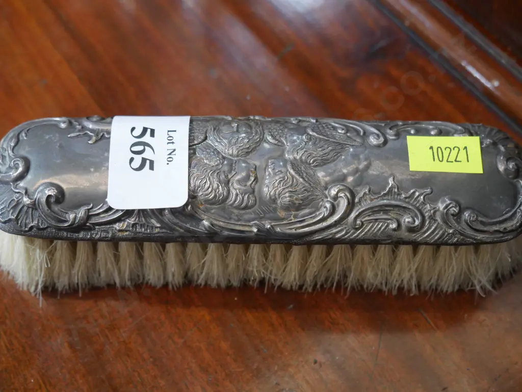 Hair brush Image 1++