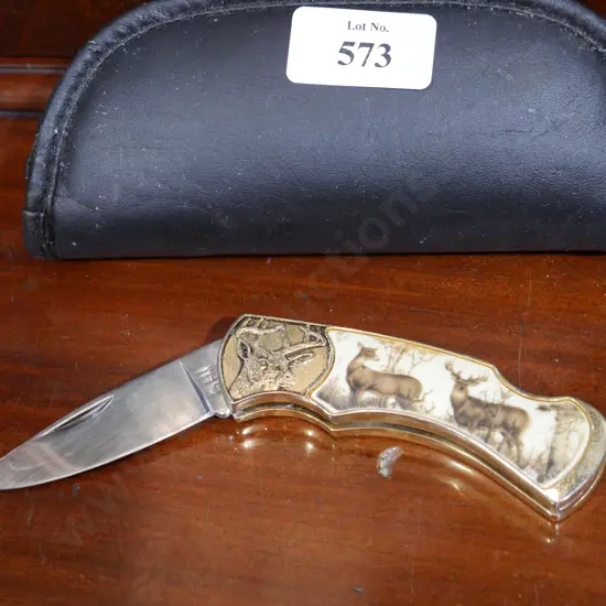 Hunting scene pocket knife and case