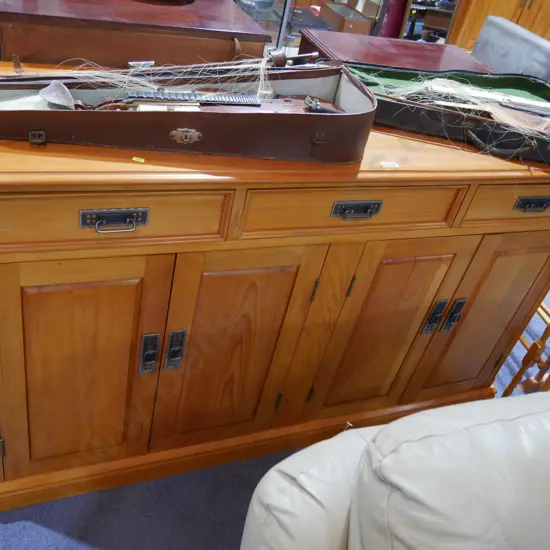 Solid wood sideboard