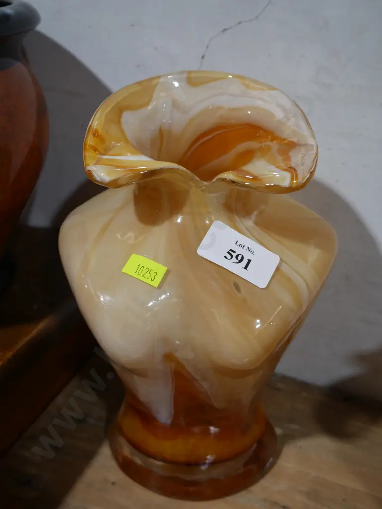 Art glass vase Image 1++