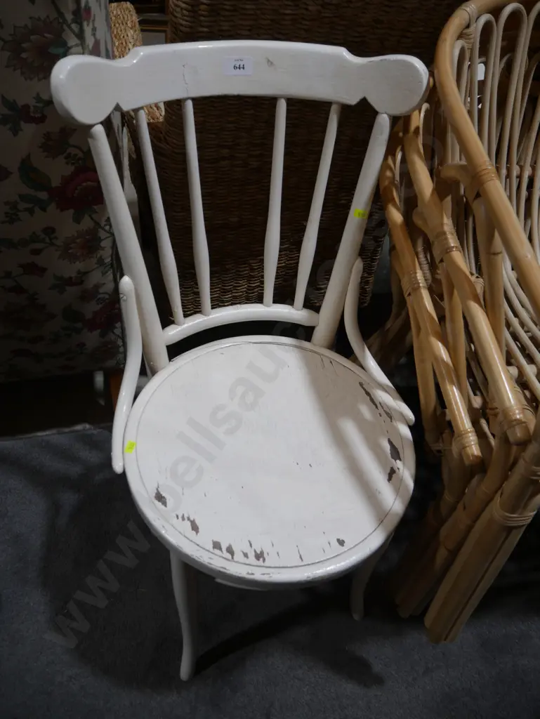 White dining chair Image 1++