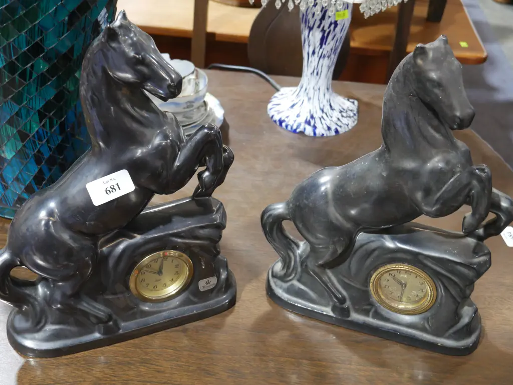 Horse clocks Image 1++