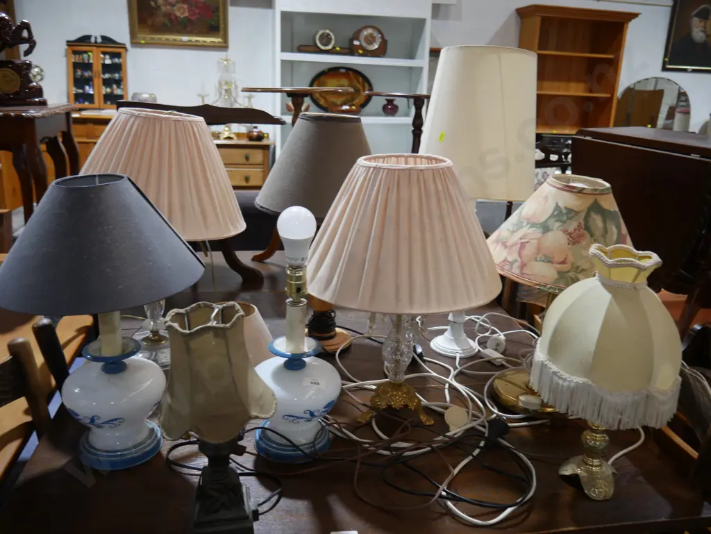 Assorted table lamps Image 1++