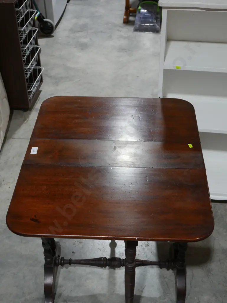Dropside table Image 1++