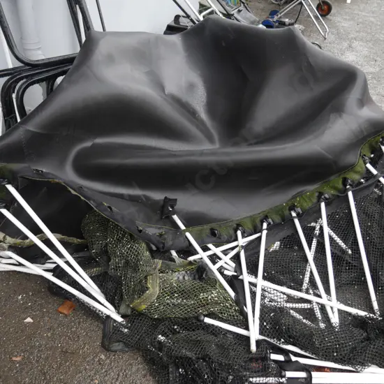 Spring free trampoline