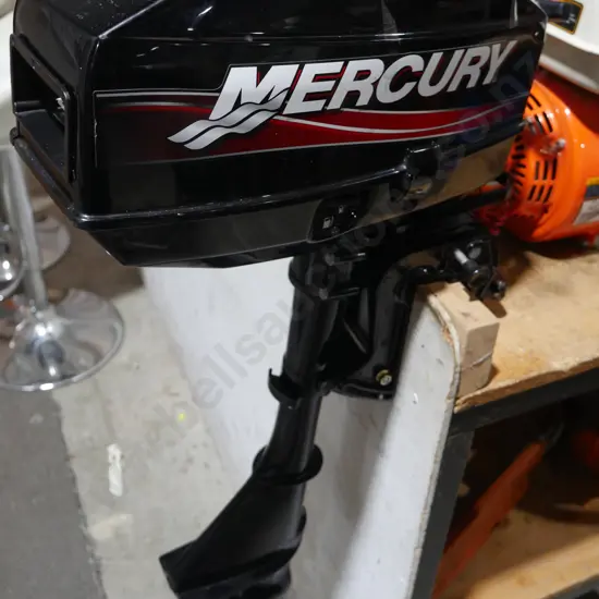 Mercury 2.5hp outboard motor