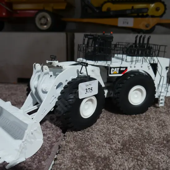 Cat front end loader