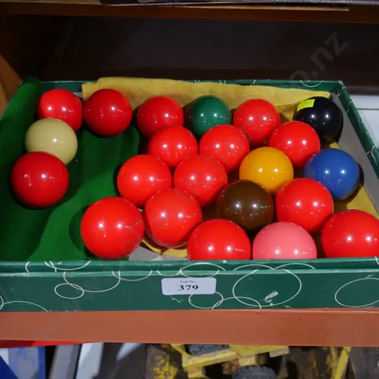 Snooker balls