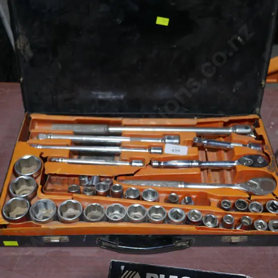 Socket set