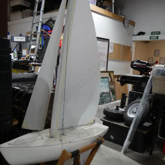 model RC yacht