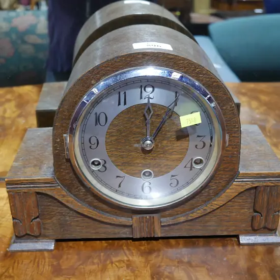 Mantle clock