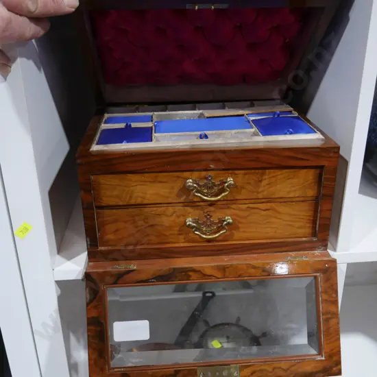 Jewelry box