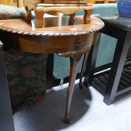 Rope edge hall table