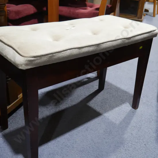 Piano stool