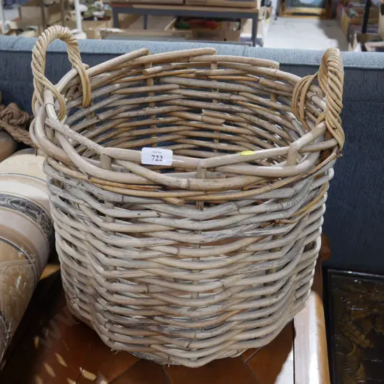 Wicker basket