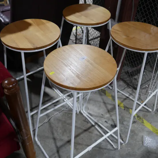 4 Bar stools
