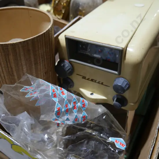 Laboratory scales, lamp etc