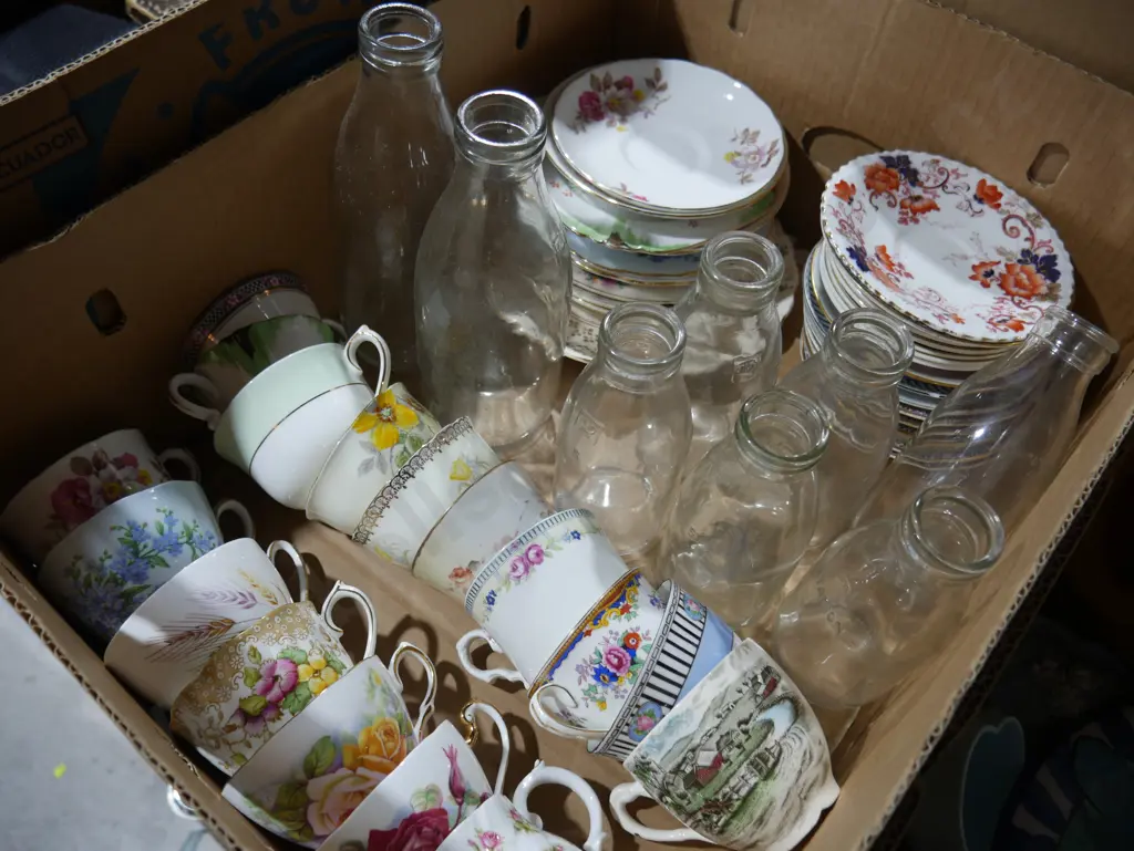 Trios, milk bottles Image 1++