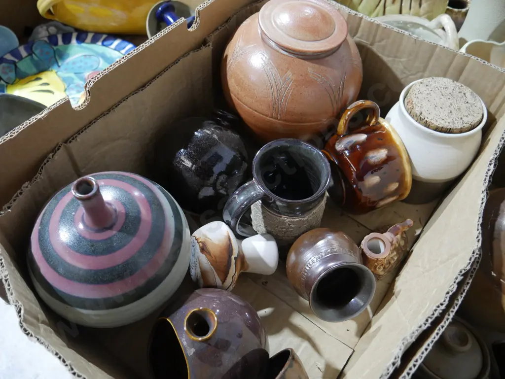 NZ studio pottery Image 1++