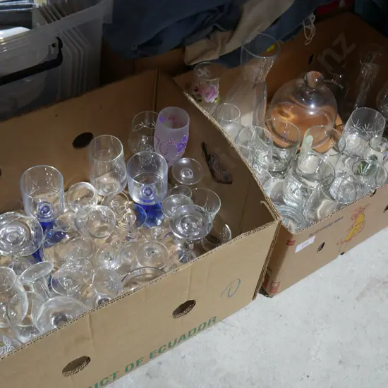 2 boxes glassware