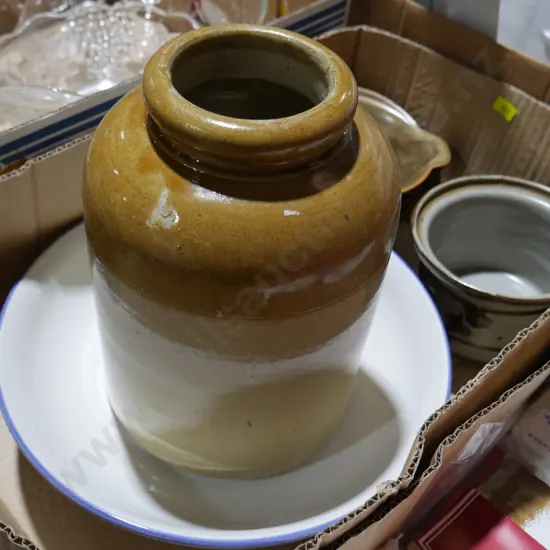 Temuka, storage crock