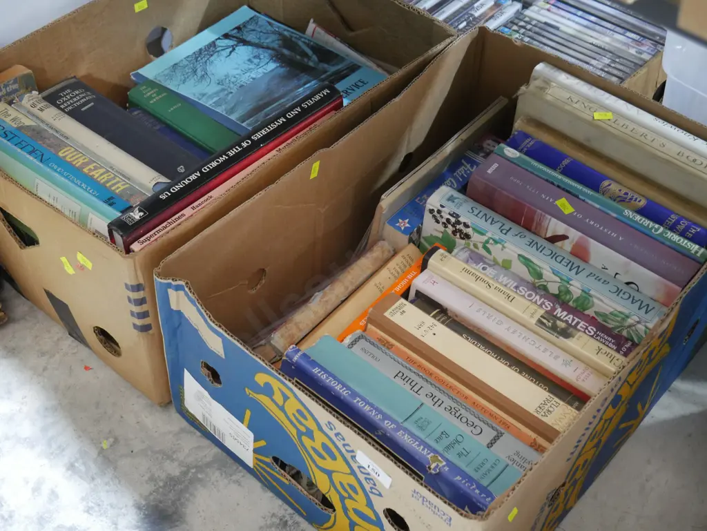 2 boxes of books Image 1++