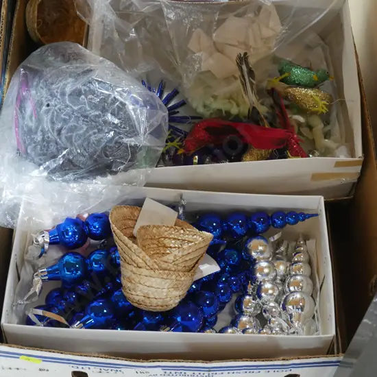 Vintage Xmas decorations, craft items