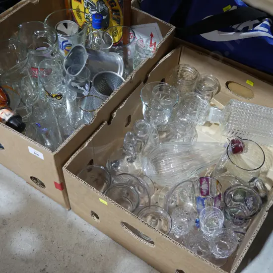 2 boxes of glassware etc