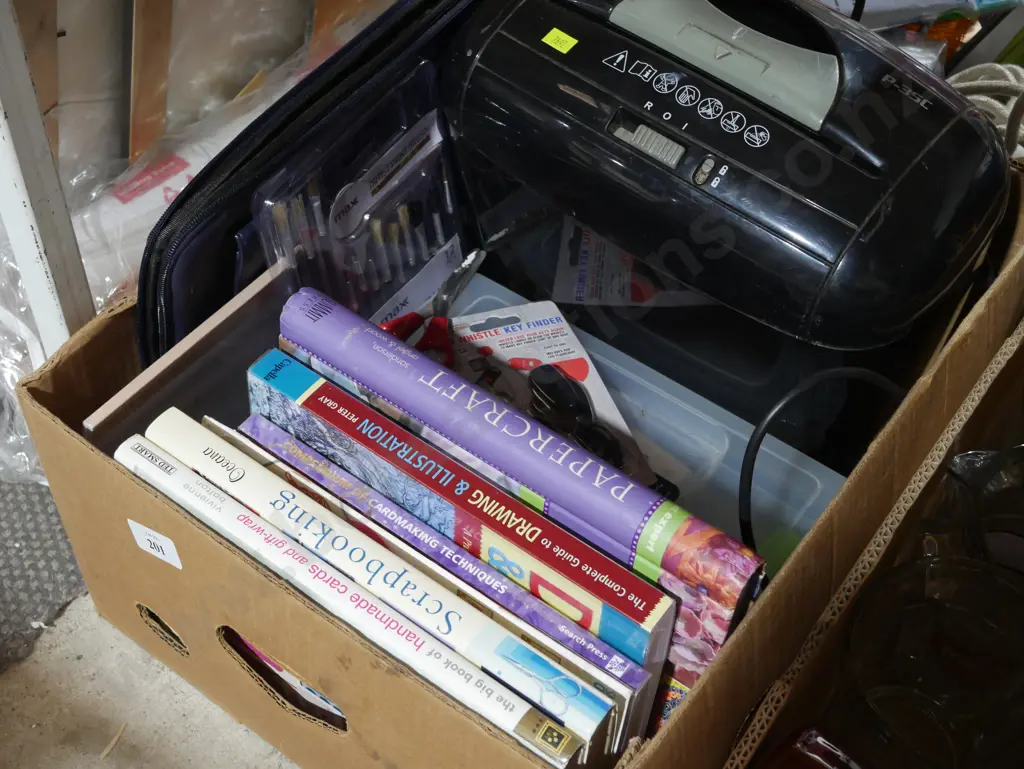 Books, paper shredder etc Image 1++