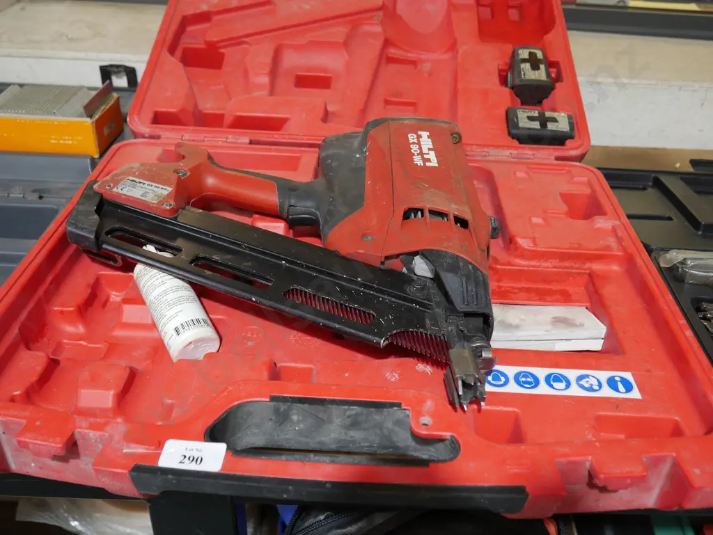 Hilti nail gun Image 1++