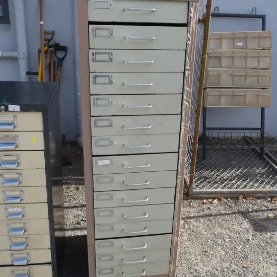 Filing drawers