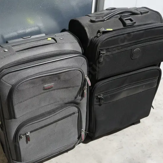 2 suitcases