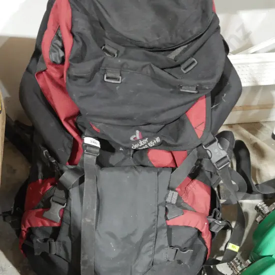 Tramping pack