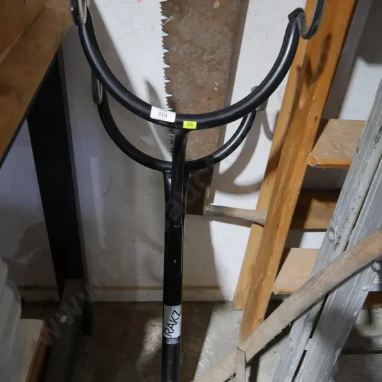 Car double bike rack