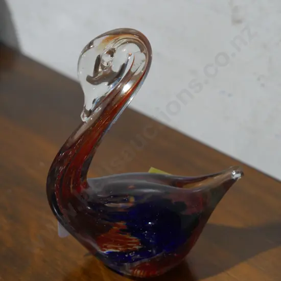 Glass swan