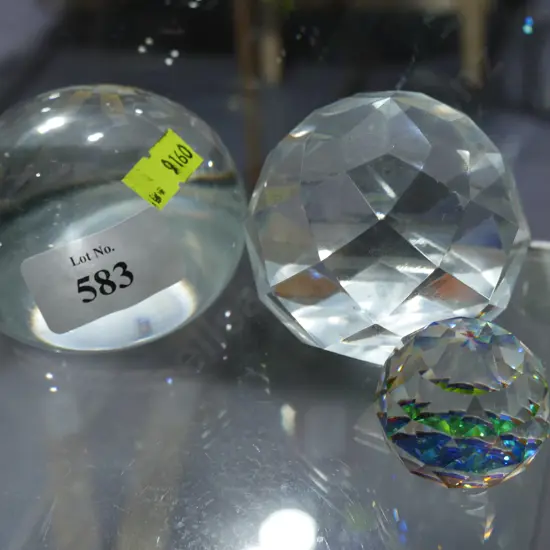 3 glass paperweights
