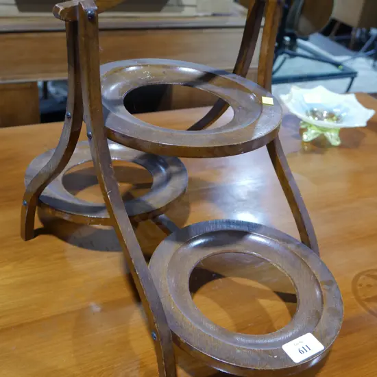 Wooden cake plate stand