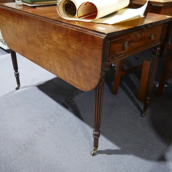 Victorian pembroke table