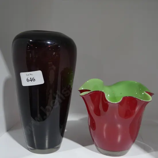 2 vases