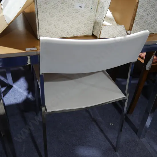 Dining table & 2 chairs