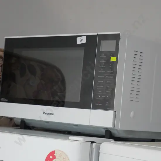 Panasonic microwave