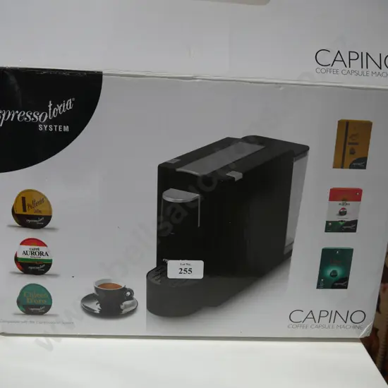 Coffee capsule machine