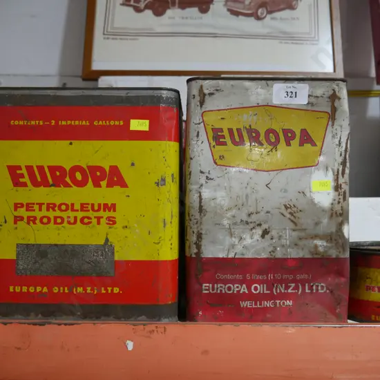3 Europa tins