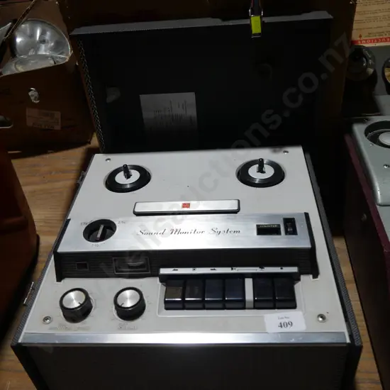 National tape player