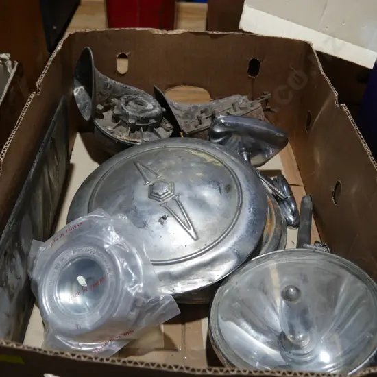Hub caps horns ect