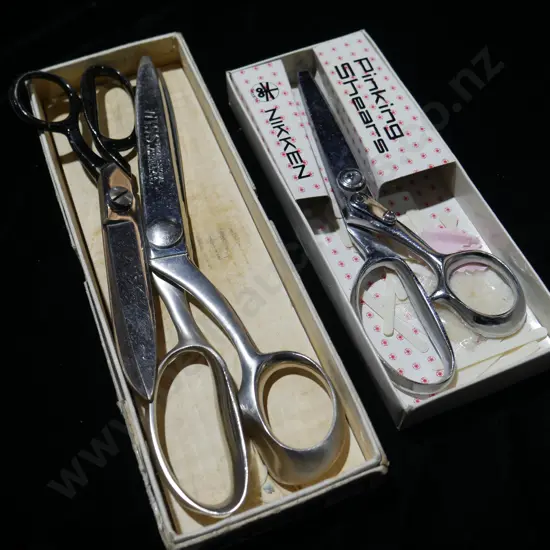 Pinking shears