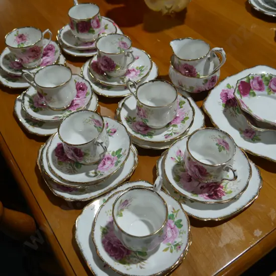 R/Albert teaset, American beauty